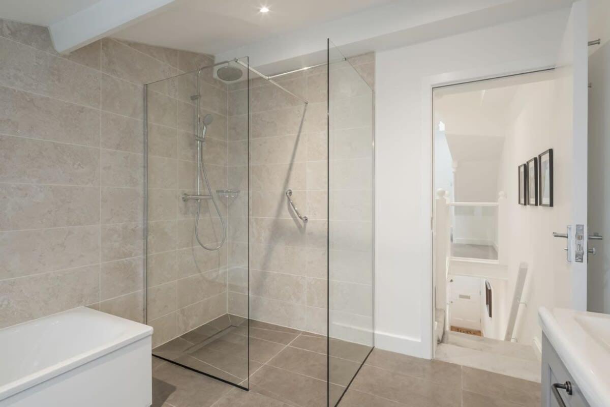 Refurbished High Spec Central Family Home Cambridge-i reptér Kültér fotó
